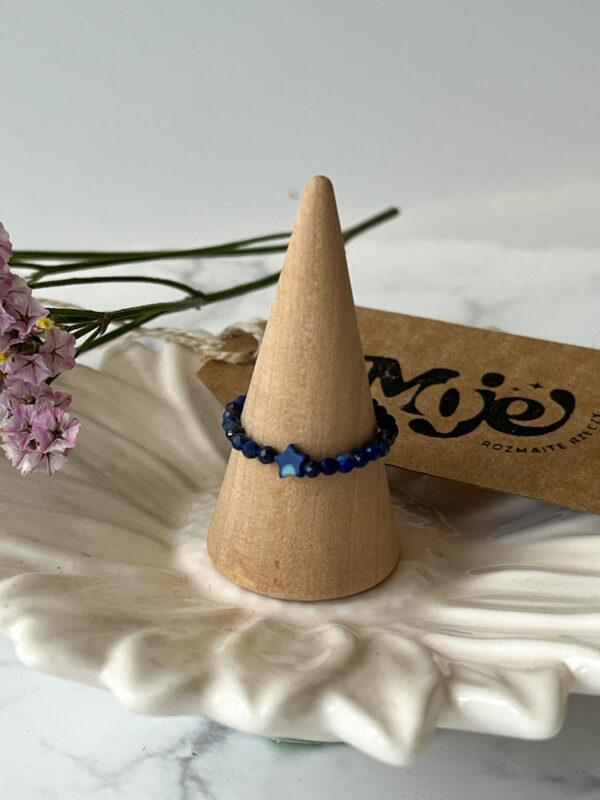 Pierścionek na gumce z lapisu lazuri