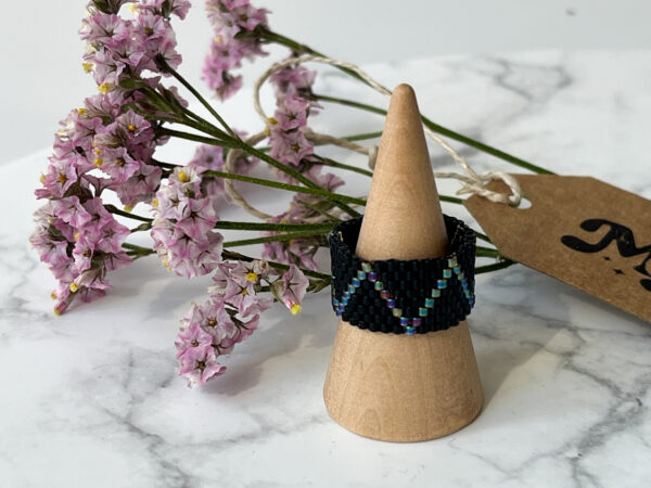 Pierścionek Zygzak Dark